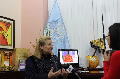 UNESCO Chief in Vietnam Katherine  Muller Mari answers on World Radio Day  - ảnh 1